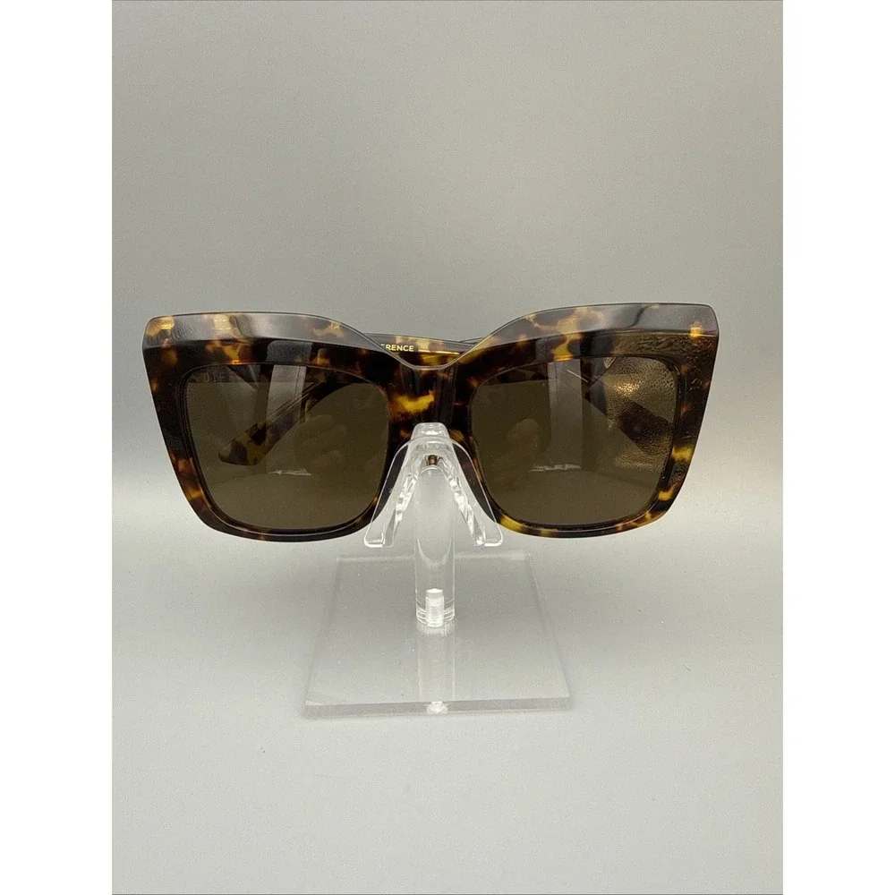 DIFF Sunglasses 